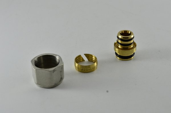 Евроконус 24х19 соединение для труб 20х2,0 LUXOR (трубы из металлопластика) Евроконус 24х19 соединение для труб 20х2,0 LUXOR (трубы из металлопластика)