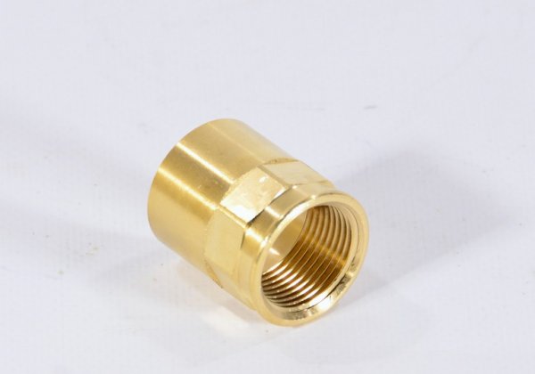 Муфта В-пайка 28х 3/4" (медь) Муфта В-пайка 28х 3/4" (медь)