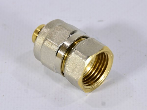 Цанга гайка 16*1/2" STOUT Цанга гайка 16*1/2" STOUT