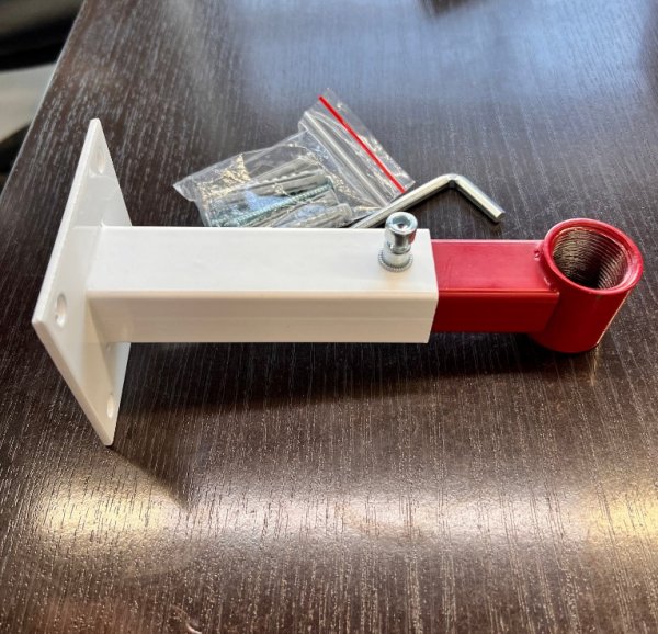 Кронштейн крепления расширительного бака 3/4" (бело-красный и красный) Кронштейн крепления расширительного бака 3/4" (бело-красный и красный)