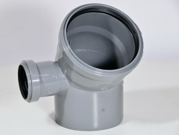 Отвод 110*45гр./50*90 с левым патрубком Отвод 110*45гр./50*90 с левым патрубком