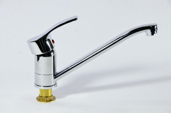 Смеситель кухня шар.d40 гайка излив 25см А84103 Accoona Смеситель кухня шар.d40 гайка излив 25см А84103 Accoona