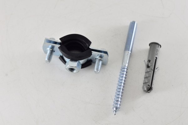 Хомут стальной 3/8" (15-19) с резиновым уплотнителем и крепежом М8х80+дюбель (200шт/уп) Хомут стальной 3/8" (15-19) с резиновым уплотнителем и крепежом М8х80+дюбель (200шт/уп)