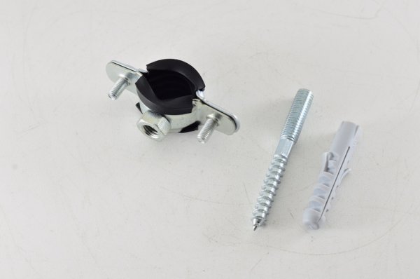Хомут стальной 1/2" (20-24) с резиновым уплотнителем и крепежом М8х80+дюбель (78шт/уп) STOUT Хомут стальной 1/2" (20-24) с резиновым уплотнителем и крепежом М8х80+дюбель (78шт/уп) STOUT