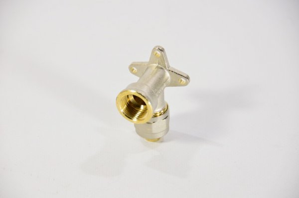 Уголок с креплением ц+г 16*1/2" STOUT Уголок с креплением ц+г 16*1/2" STOUT