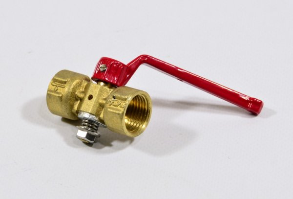 Кран 3-Ходовой под манометр КОНУСНЫЙ 1/2 3-ХОД. С РУЧКОЙ 11Б18БК РУ16 (G1/2ХМ20Х1,5) Кран 3-Ходовой под манометр КОНУСНЫЙ 1/2 3-ХОД. С РУЧКОЙ 11Б18БК РУ16 (G1/2ХМ20Х1,5)