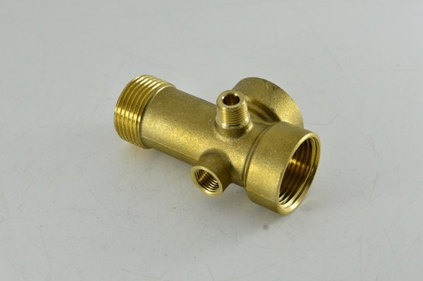 Штуцер 5-ти выводной Штуцер 5-ти выводной